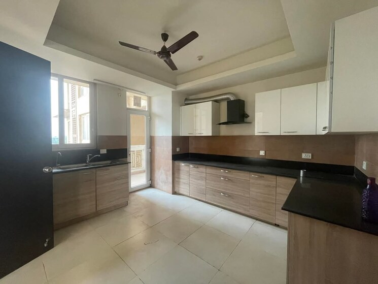 Kitchen, indiabulls-enigma 4 Bedroom 3350 Sq.Ft. Apartment In Sector 110 Gurgaon 8170674