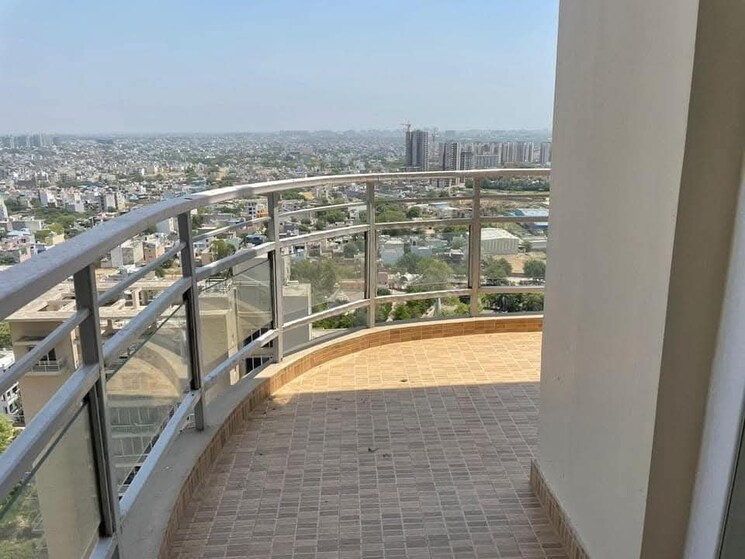 Balcony, indiabulls-enigma 4 Bedroom 3350 Sq.Ft. Apartment In Sector 110 Gurgaon 8170674