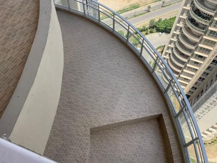 Balcony, indiabulls-enigma 4 Bedroom 3350 Sq.Ft. Apartment In Sector 110 Gurgaon 8170674