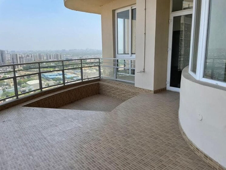 Balcony, indiabulls-enigma 4 Bedroom 3350 Sq.Ft. Apartment In Sector 110 Gurgaon 8170674