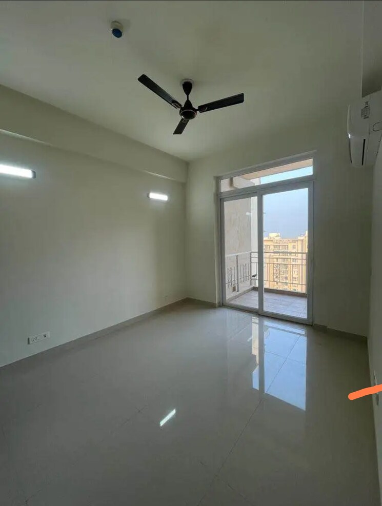 Room, indiabulls-enigma 4 Bedroom 3350 Sq.Ft. Apartment In Sector 110 Gurgaon 8170674