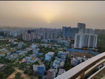 Balcony in 3 BHK Apartment at DLF Park Place, Sector 54 – for Rent