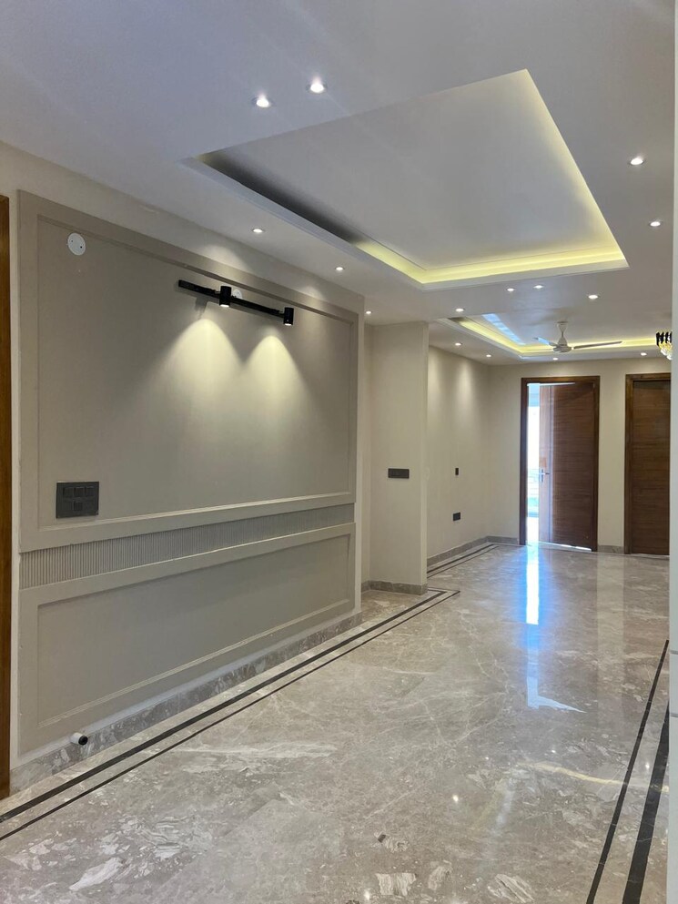 Room, sector 46 3 Bedroom 2230 Sq.Ft. Builder Floor In Sector 46 Faridabad 8170709