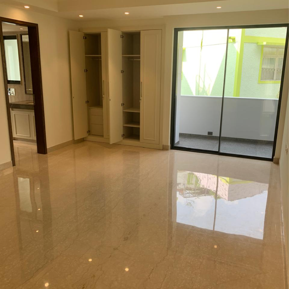 4 BHK + Pooja Room Builder Floor For Sale in Floor 