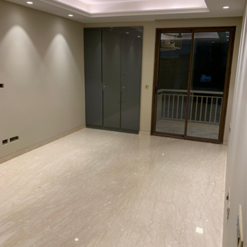 Room in 4 BHK Builder Floor at Vasant Vihar – for Sale