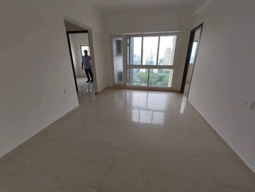 Room in 2 BHK Apartment at Omkar Signet, Malad East – for Rent