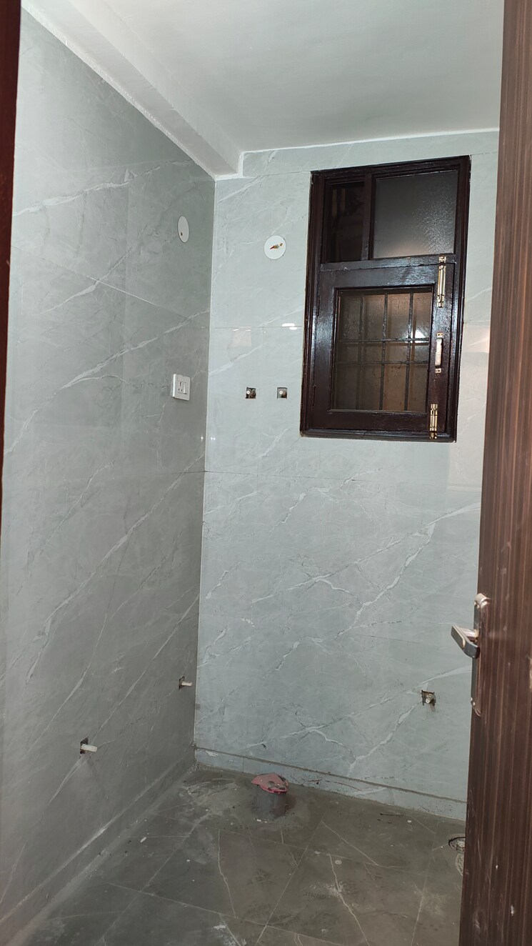 Kitchen, pratap-vihar-gda-flats 3 Bedroom 1000 Sq.Ft. Builder Floor In Pratap Vihar Ghaziabad 8170791