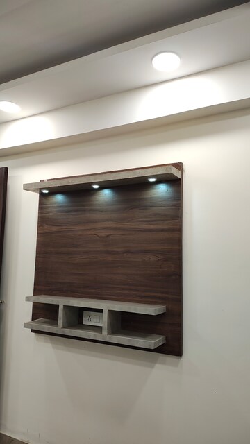 Furnished Amenities in 3 BHK Builder Floor at Pratap Vihar GDA Flats, Pratap Vihar – for Sale