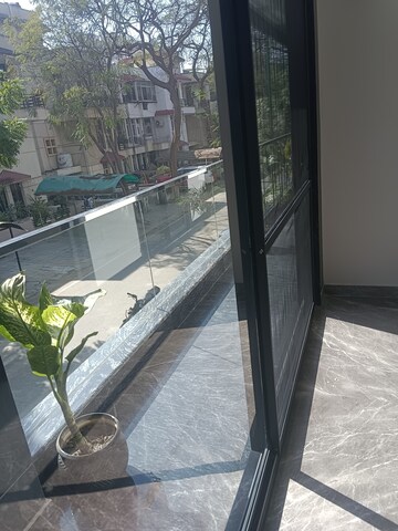 Balcony in 4 BHK Builder Floor at Infinite Luxury, South City 2 – for Rent