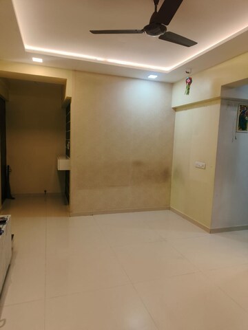 Room in 1 BHK Apartment at Kanakia Spaces Zen World, Kanjurmarg East – for Rent