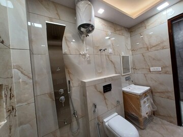Bathroom in 3 BHK Builder Floor at Sector 84 – for Sale