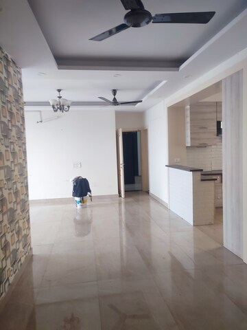 Kitchen in 3.5 BHK Apartment at Unitech The Residences Gurgaon, Sector 33 – for Rent