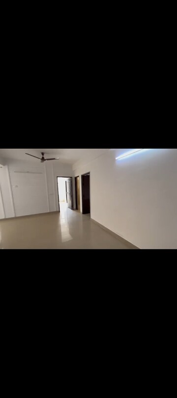 Room in 3 BHK Apartment at Proview Officer City 2, Raj Nagar Extension – for Sale