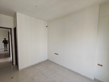 Living Room in 3 BHK Apartment at Kalpataru Vienta Tower B, Kandivali East – for Sale