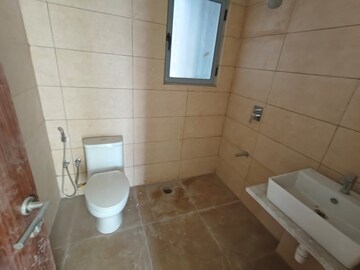 Bathroom in 3 BHK Apartment at Kalpataru Vienta Tower B, Kandivali East – for Sale