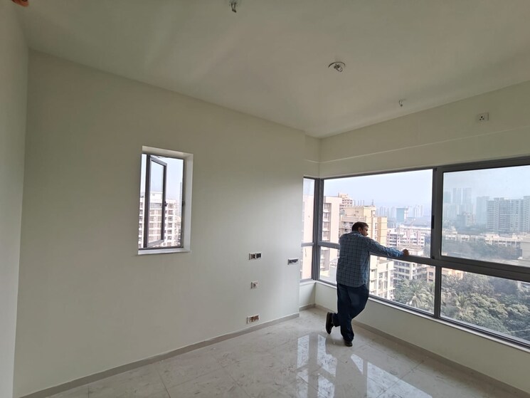 Master Bedroom, kalpataru-vienta-tower-b 3 Bedroom 1018 Sq.Ft. Apartment In Kandivali East Mumbai 8171024