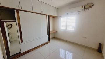 Room in 3 BHK Apartment at Muppa Akshaja Insignia, Narsingi – for Rent