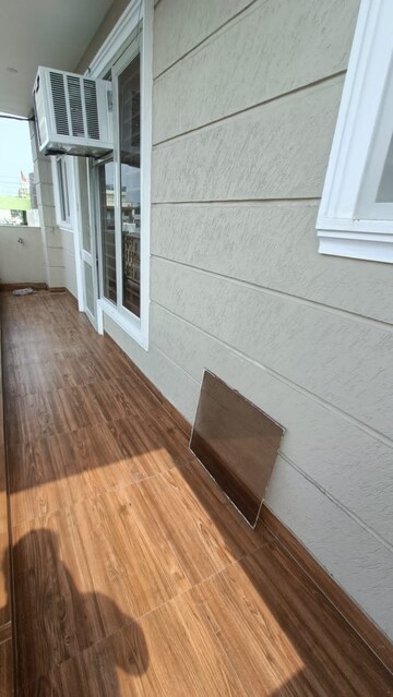 Balcony in 1.5 BHK Builder Floor at Sector 27 – for Rent