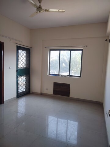 Furnished Amenities in 3.5 BHK Apartment at Ardee City Palm Grove Heights, Sector 52 – for Rent