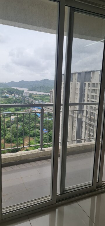 3 BHK Apartment For Rent in Godrej Emerald, Ghodbunder Road