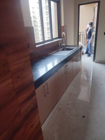 Furnished Amenities in 3.5 BHK Apartment at Ardee City Palm Grove Heights, Sector 52 – for Rent