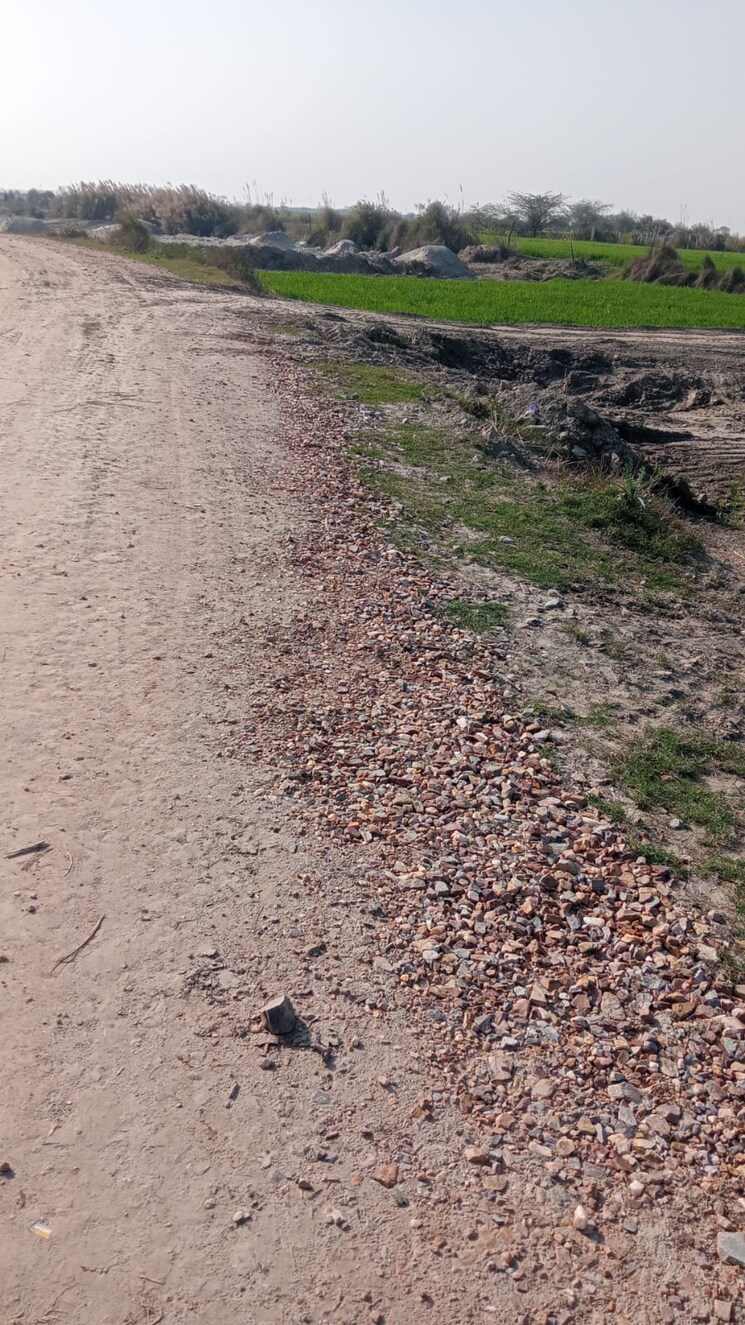 undefined, parx-laureate  50 Sq.Yd. Plot In Sector 108 Noida 8171043