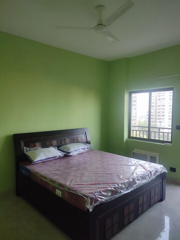 Bedroom in 3.5 BHK Apartment at Ardee City Palm Grove Heights, Sector 52 – for Rent