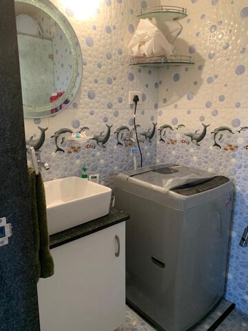 Master Bedroom in 2 BHK Apartment at Eden Garden CHS, Viman Nagar – for Rent