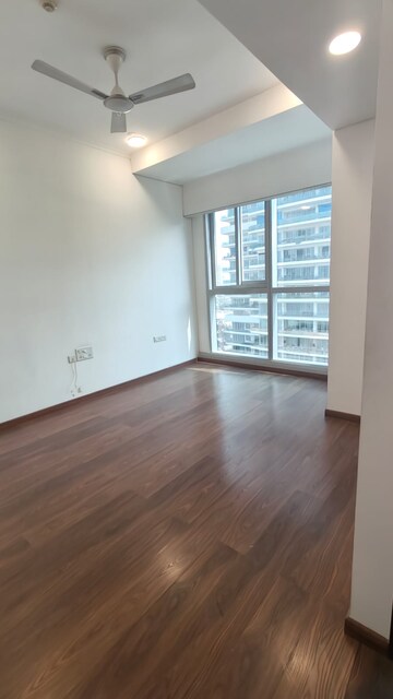 Room in 4 BHK Apartment at Bombay Realty Island City Center, Dadar East – for Sale