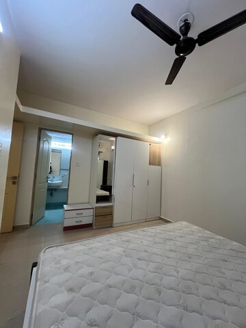 Room in 2 BHK Apartment at Raviraj Fortaleza, Kalyani Nagar – for Rent