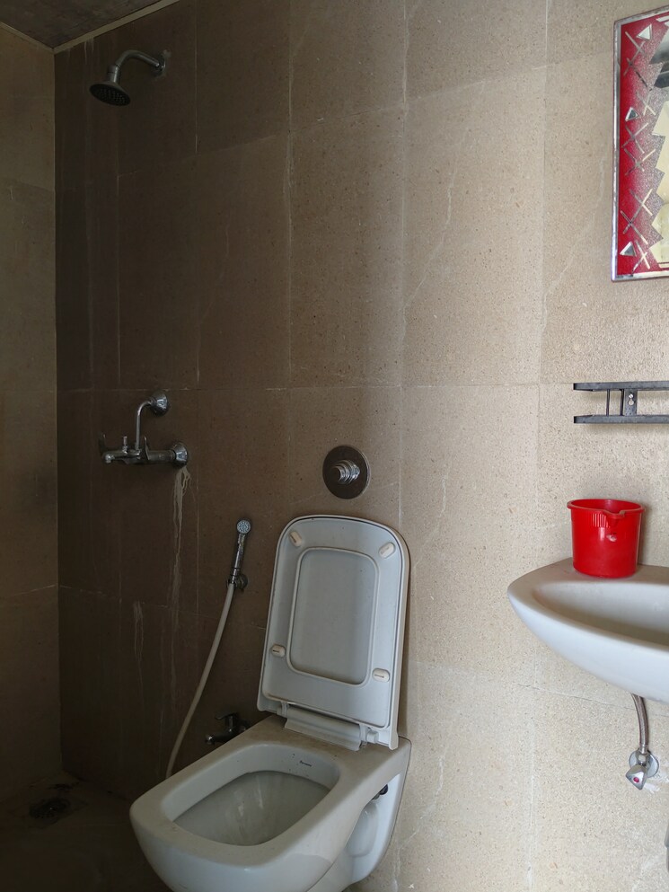 Bathroom, runwal-my-city-phase-ii-cluster-05 1 Bedroom 409 Sq.Ft. Apartment In Dombivli East Thane 8171200