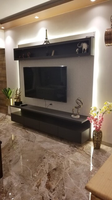 Furnished Amenities in 1 BHK Apartment at Bhoomi Samarth, Goregaon East – for Rent