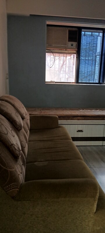 Bedroom in 1 BHK Apartment at Navpada – for Rent