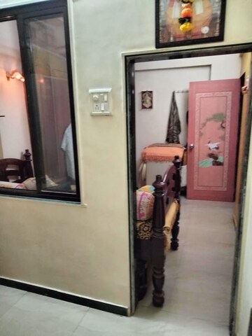 Furnished Amenities in 1 BHK Apartment at Dombivli West – for Rent
