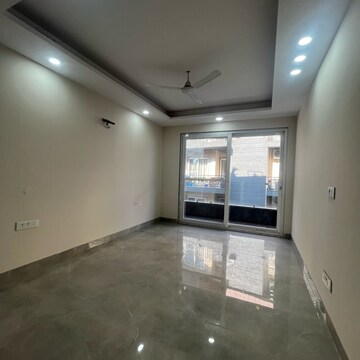 Room in 5 BHK Builder Floor at Chattarpur – for Sale