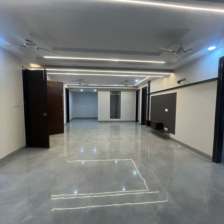 undefined, chattarpur 5 Bedroom 2520 Sq.Ft. Builder Floor In Chattarpur Delhi 8171390