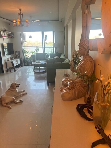 2 BHK Apartment For Rent in Hubtown Hill Crest, Andheri East