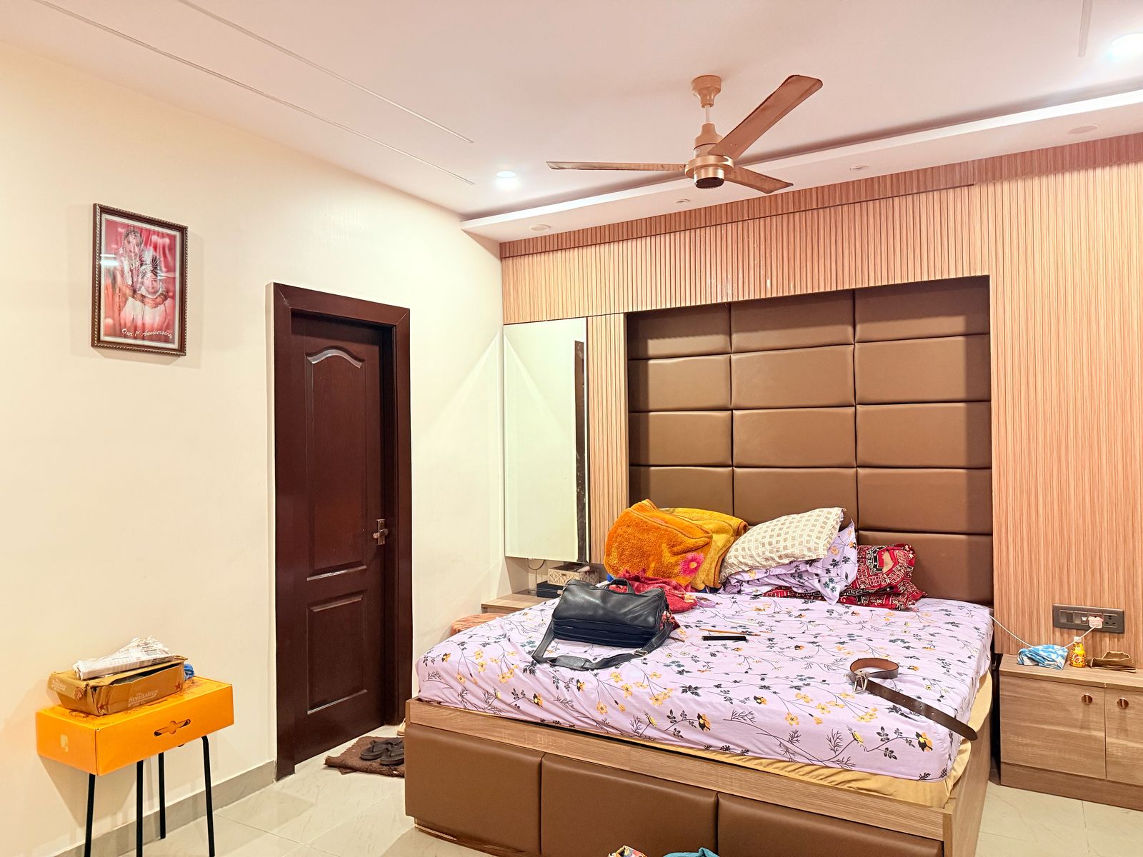 3 BHK + Servant Room Apartment For Sale in Amrapali Platinum