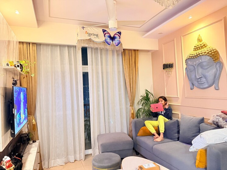 Living Room, amrapali-platinum 3 Bedroom 1775 Sq.Ft. Apartment In Sector 119 Noida 8171454