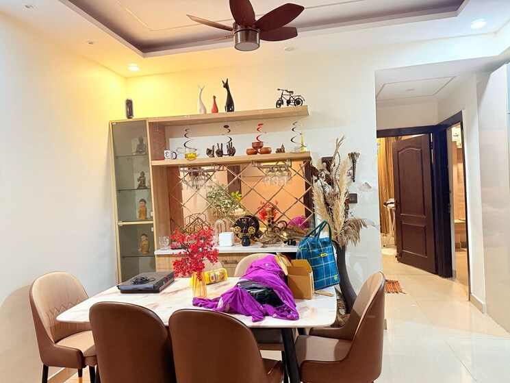 Living Room, amrapali-platinum 3 Bedroom 1775 Sq.Ft. Apartment In Sector 119 Noida 8171454