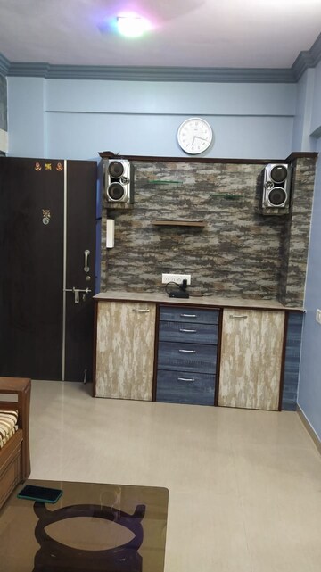 Furnished Amenities in 1 BHK Apartment at Kharghar – for Rent