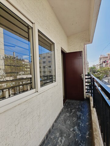 Balcony in 1 BHK Builder Floor at Hsr Layout – for Rent