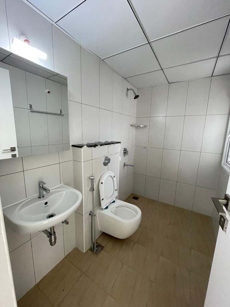 Bathroom, godrej-royale-woods 3 Bedroom 873 Sq.Ft. Apartment In Devanahalli Bangalore 8171581