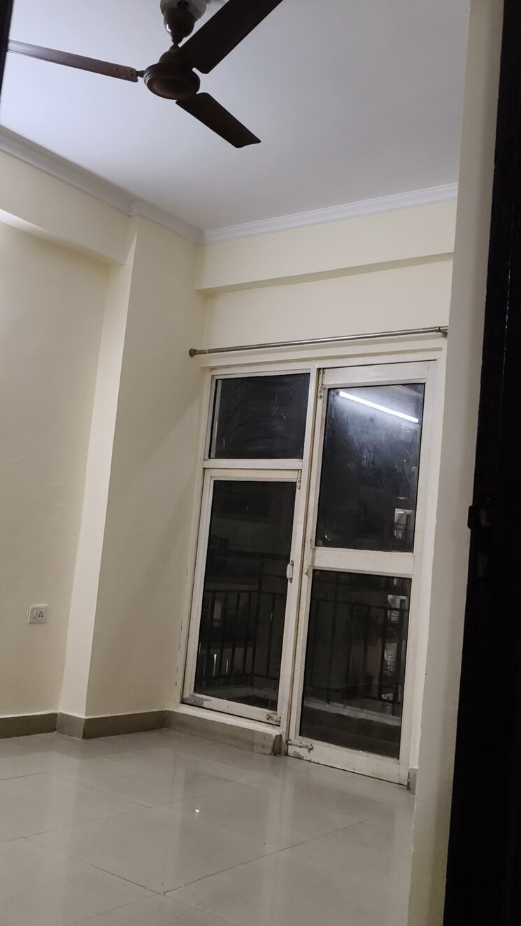 Balcony, gardenia-golf-city 3 Bedroom 1350 Sq.Ft. Apartment In Sector 75 Noida 8171623