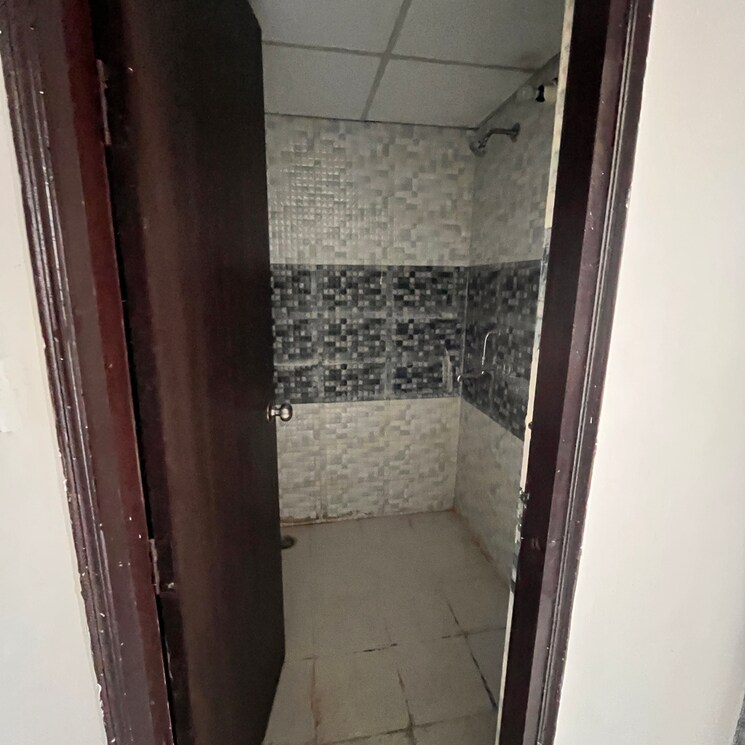 Bathroom, signature-global-andour-height 1 Bedroom 366 Sq.Ft. Apartment In Sector 73 Gurgaon 8171633