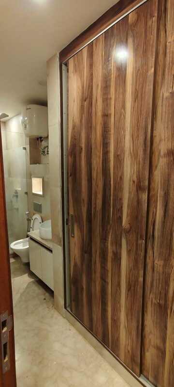 Building Lobby in 2 BHK Builder Floor at Lajpat Nagar – for Sale