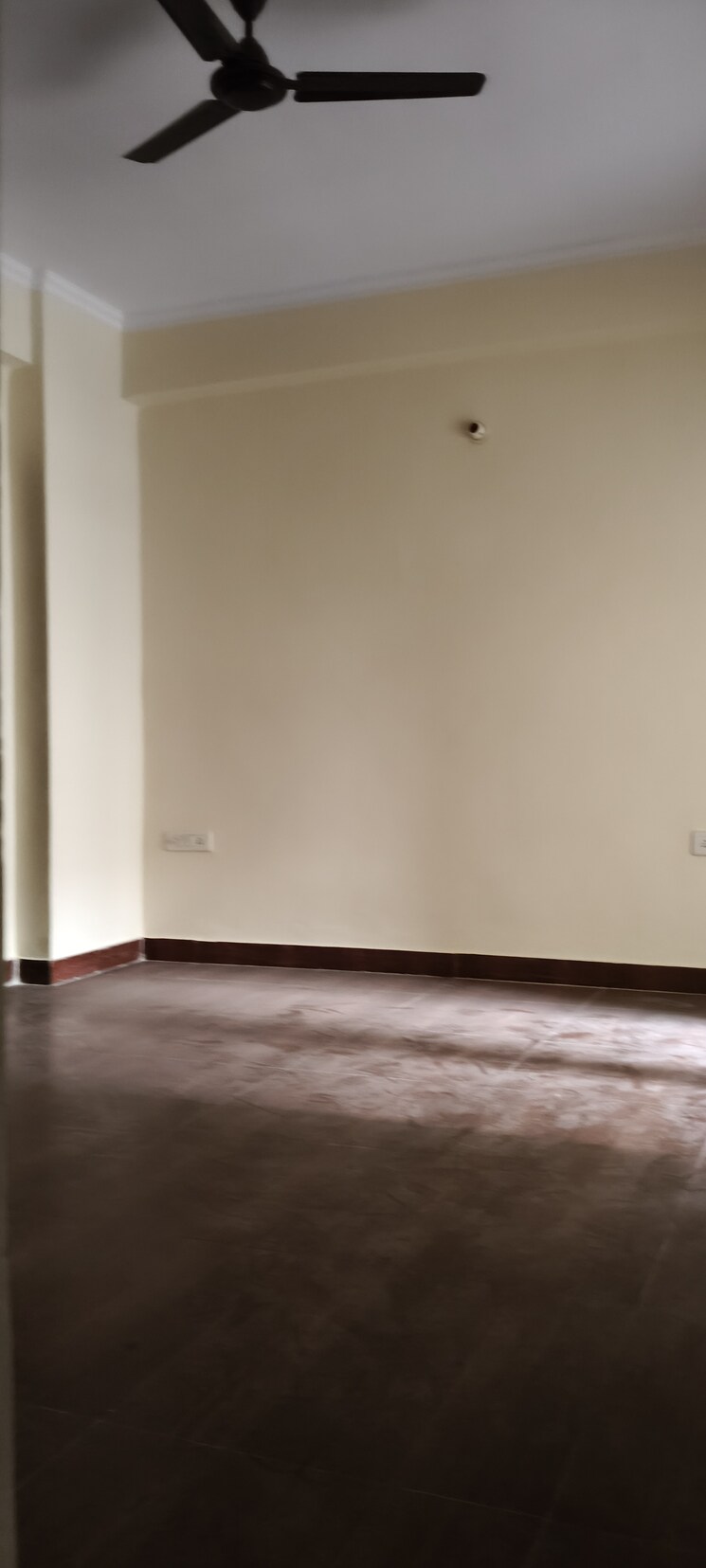 Room, gardenia-golf-city 3 Bedroom 1550 Sq.Ft. Apartment In Sector 75 Noida 8171731