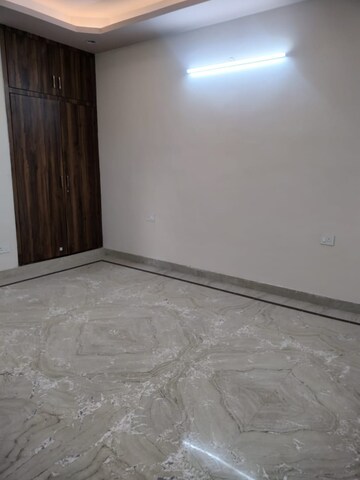 4 BHK Builder Floor For Rent in Sector 43