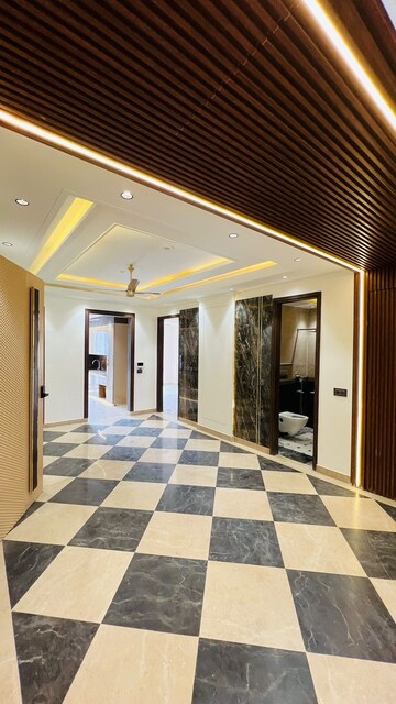 Bedroom in 4 BHK Builder Floor at SS Mayfield Gardens, Sector 51 – for Sale