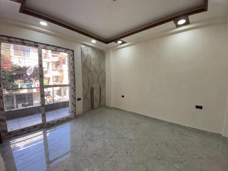 Room, sector 43 3 Bedroom 1800 Sq.Ft. Builder Floor In Sector 43 Faridabad 8171851